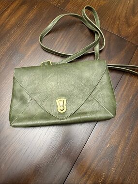 Joy Susan Claudia Keyhole Turnlock Convertible Envelope Bag